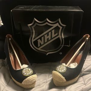 Cuce brand officially licensed NHL Boston Bruins ‘The Groupie Sandal’ wedges